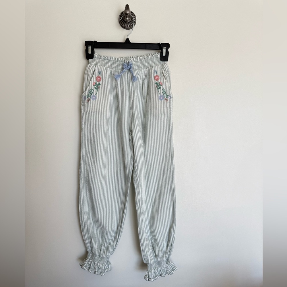 Mini Boden cotton pants for girl in size 12/152cm. Green color. Good condition